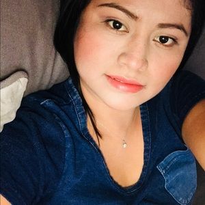 Meet your Posher, Ari